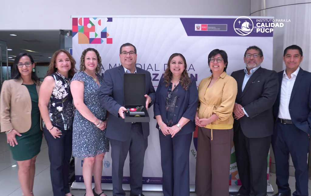 Comité Técnico de Normalización liderado por el Instituto para la Calidad recibió reconocimiento de INACAL por su desempeño durante 2025   